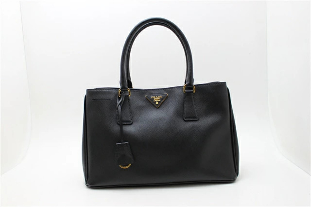 Prada Bag Handbag Galleria Saffiano Black
